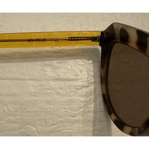 Komono Sunglasses Women's Stella Amber Tortoise Shell Cat Eye Frames - Picture 4 of 5